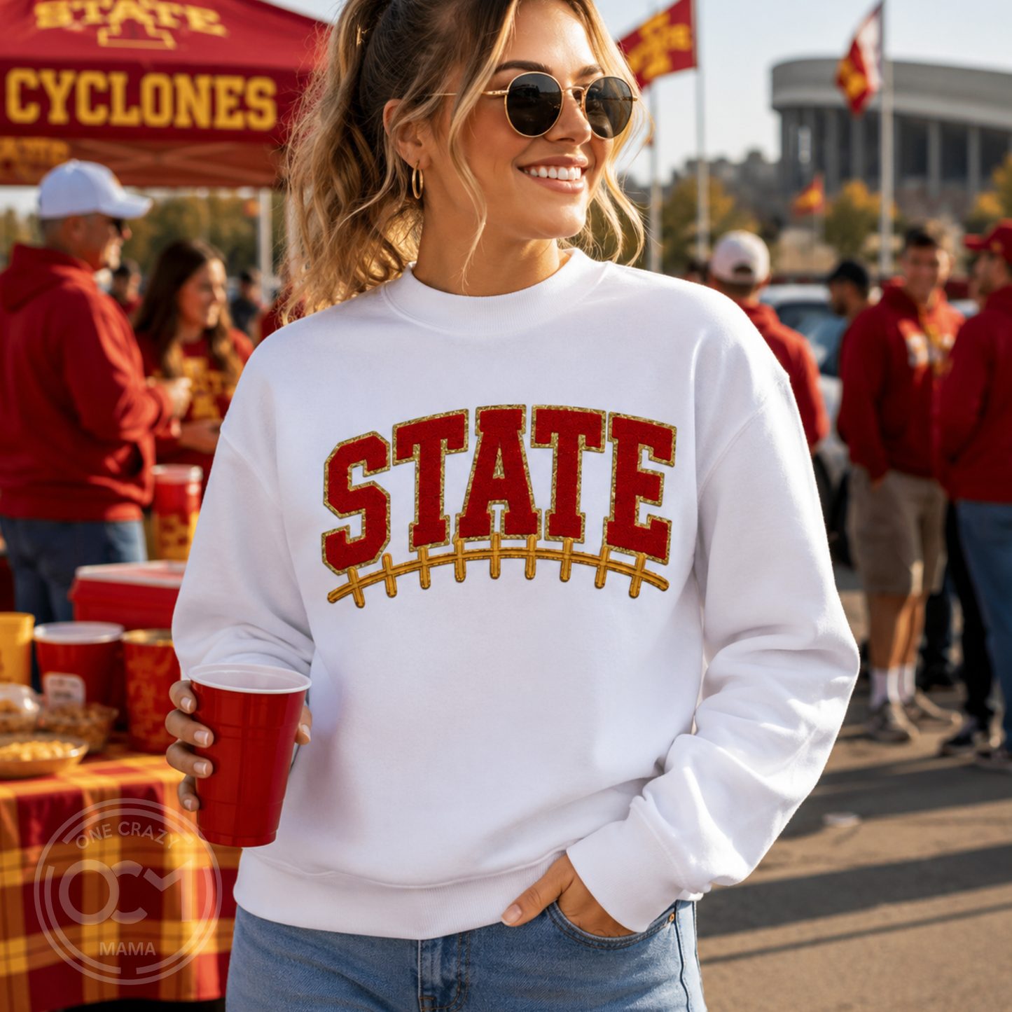 Ladies - Crewneck Sweatshirt (Iowa State Patch)